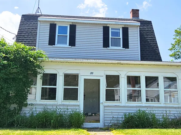 20 Smith Street, Springfield, VT 05156