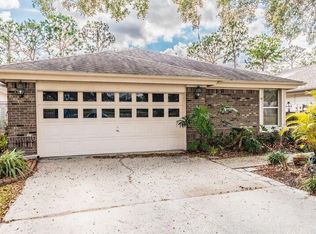 1422 Woodstream Dr, Oldsmar, FL 34677