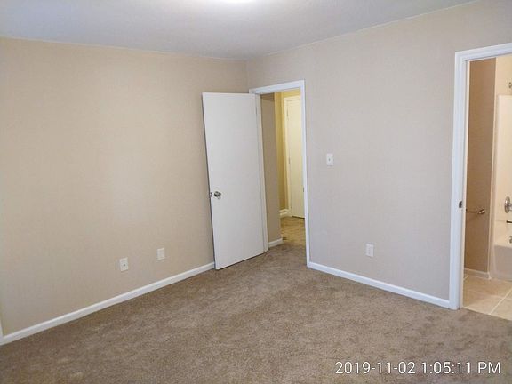 5th image of 7901 Linda Lake Dr