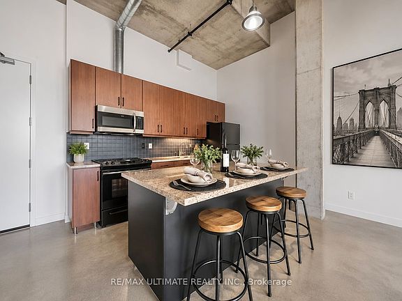 3rd image of 68 Broadview Ave #523