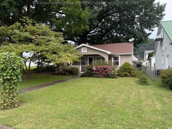 3308 Staunton Ave SE, Charleston, WV 25304
