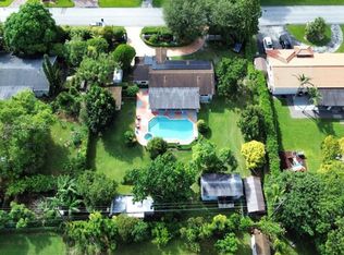 10965 SW 116th St, Miami, FL 33176