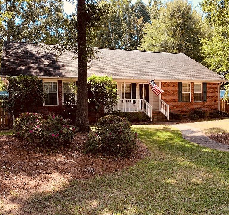 1st image of 501 Marietta Dr
