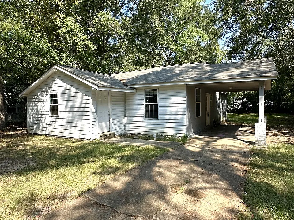 25 Davis Dr