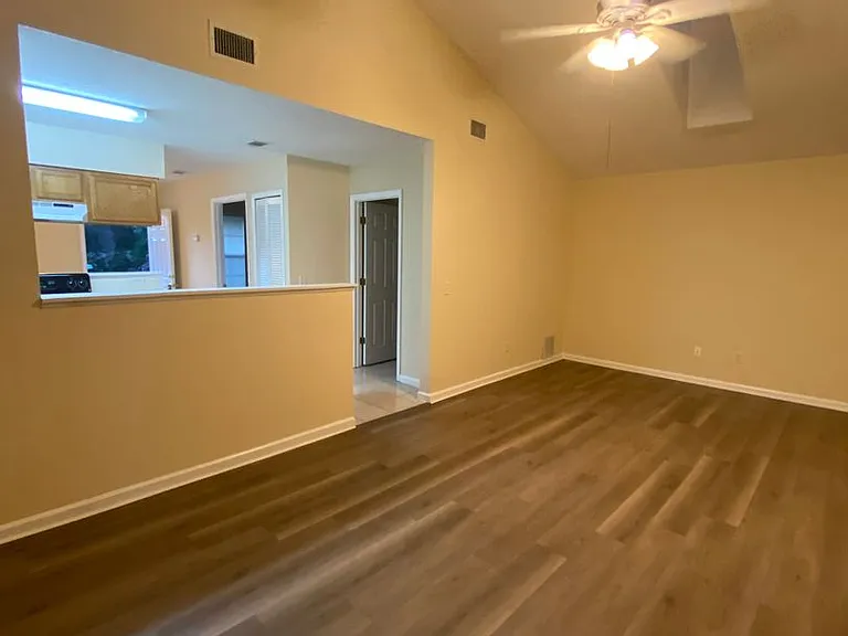 2216 Anne Ave — Photo 21