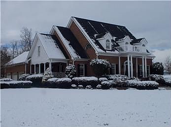 2nd image of 31 Millers Pond Way