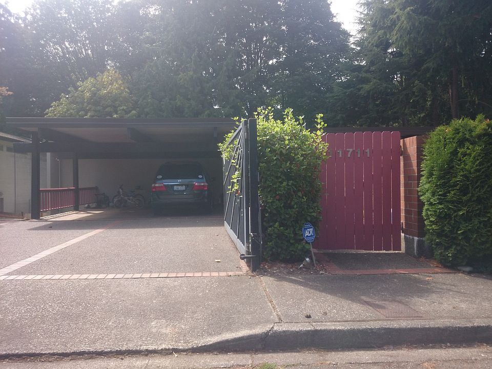 1st image of 11711 Shoreline Park Dr NW