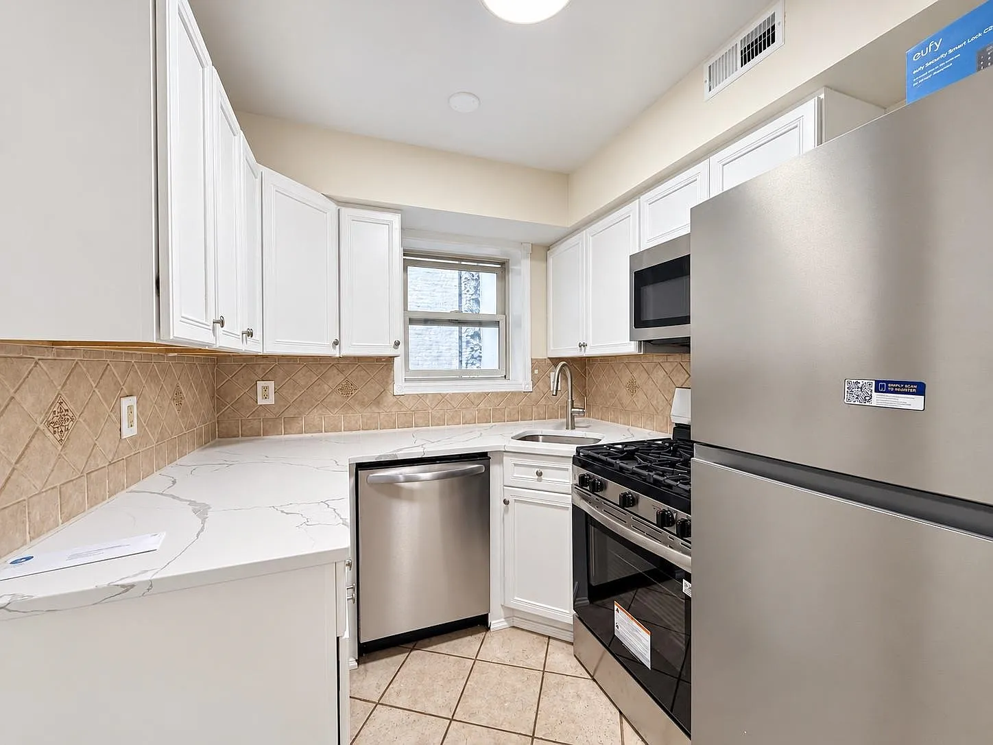 1 bed, 1.0 bath, $2,900 — Photo 4