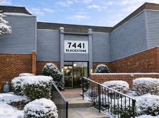 7441 Blackburn Ave #205G, Downers Grove, IL 60516