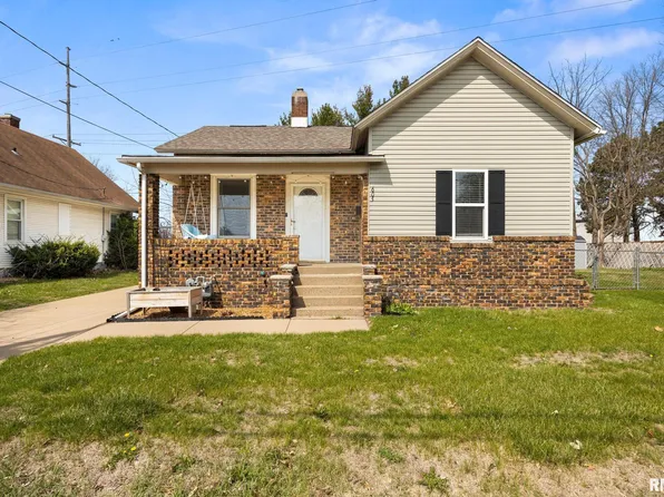 605 N Main St, Morton, IL 61550