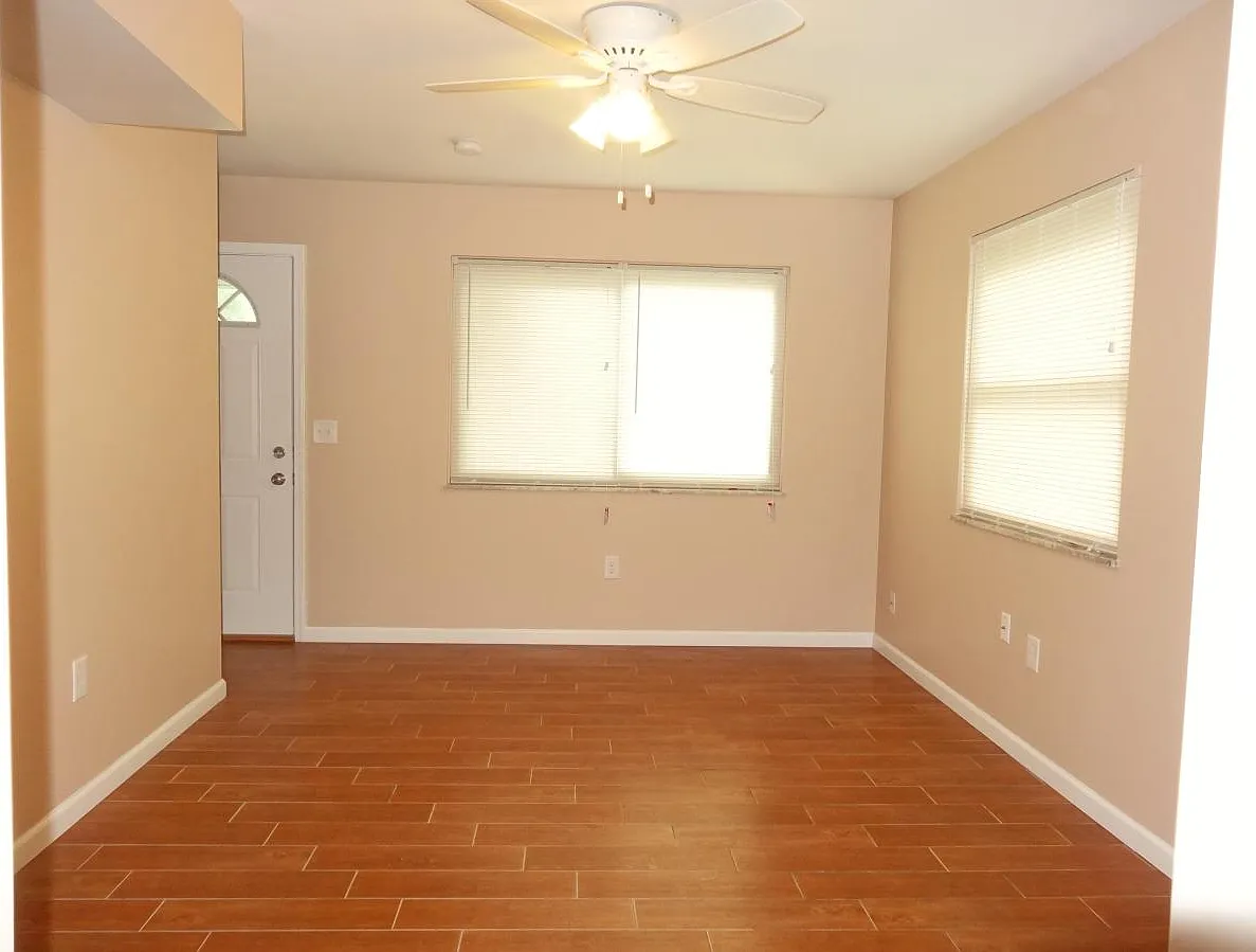 3 bed, 1080 sqft, $1,500 — Photo 3