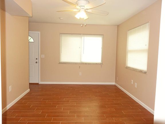 3rd image of 215 Mix Ave