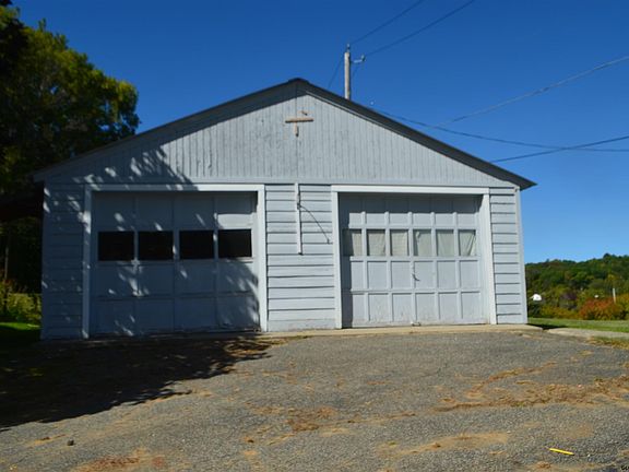 3rd image of 75 Cossey St