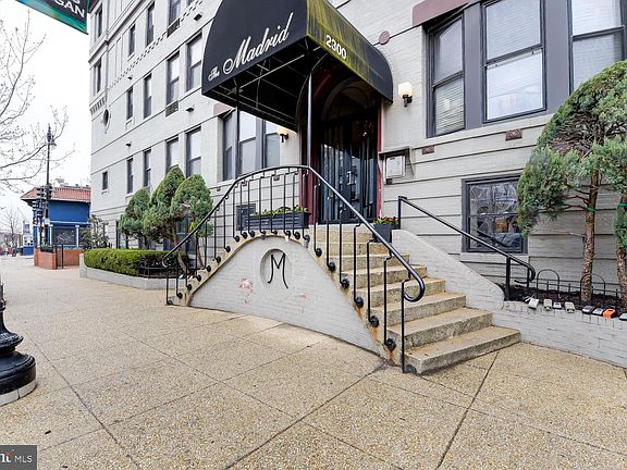3rd image of 2300 18th St NW APT 301