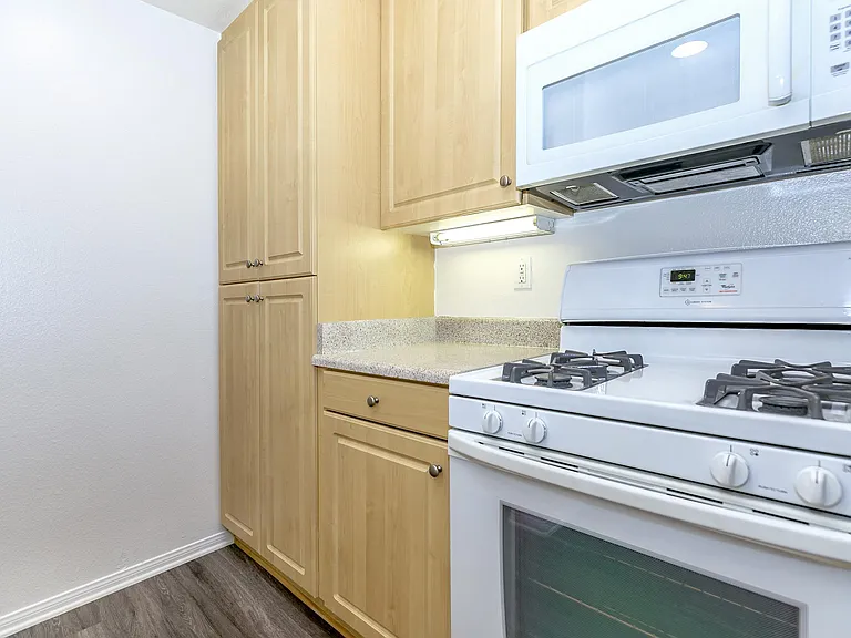 Arbor Lane Apartment Homes — Photo 10
