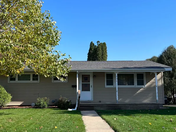 252 S Water Ave, New Hampton, IA 50659