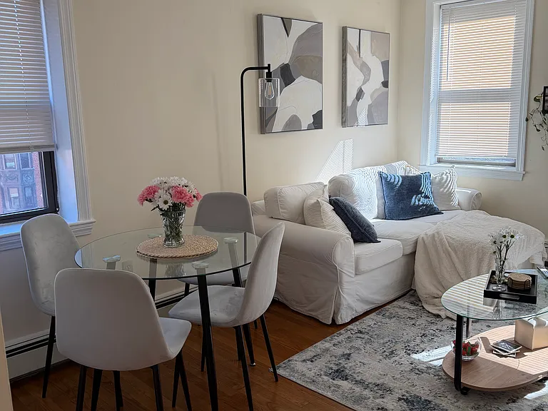 74 N Margin St #4 — Photo 3