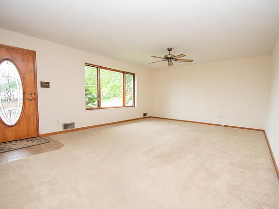 2nd image of 2405 Allison Dr