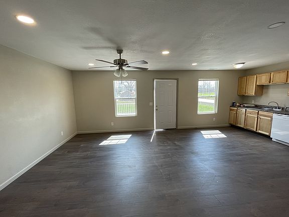 5th image of 3 SE 130th Rd #3