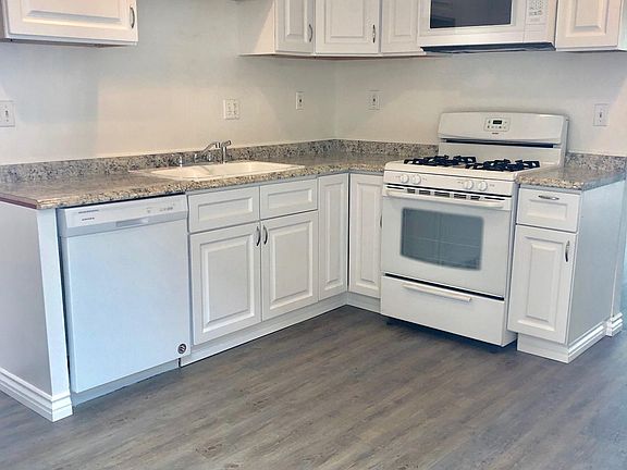 5th image of 14015 S Budlong Ave APT 16
