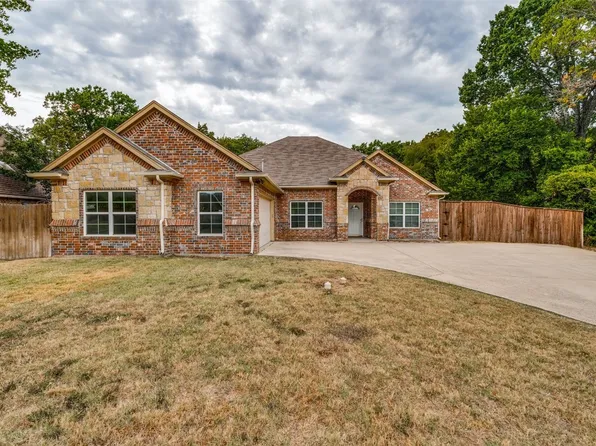 713 N Parks Dr, Desoto, TX 75115