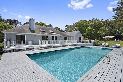 2nd image of 15 Jeffrey Ln