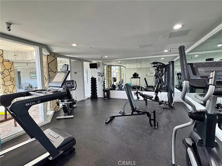 230 S Catalina Ave #203 — Photo 45