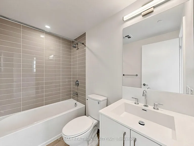 4010 Eglinton Ave W #702 — Photo 21