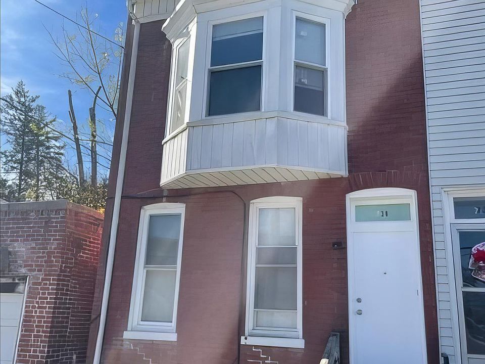 1st image of 736 S Pershing Ave