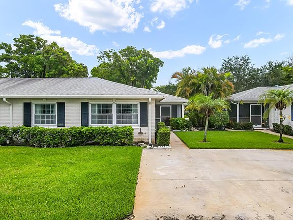 3rd image of 10088 44 Way S #382