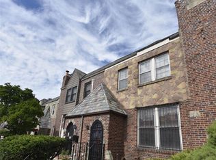 3041 89th St, East Elmhurst, NY 11369