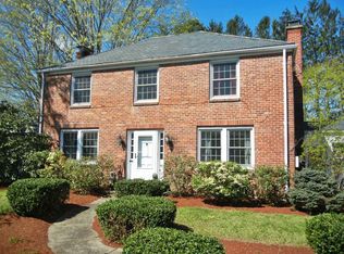 224 N Maple St, Northampton, MA 01062