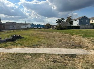 1430 Esther St, Harvey, LA 70058