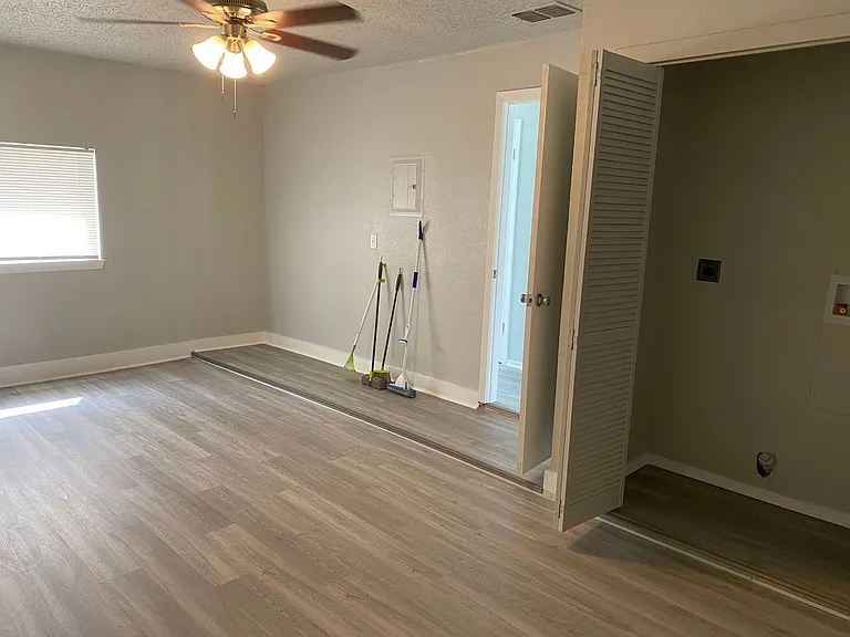 12421 Trailing Oaks St — Photo 5