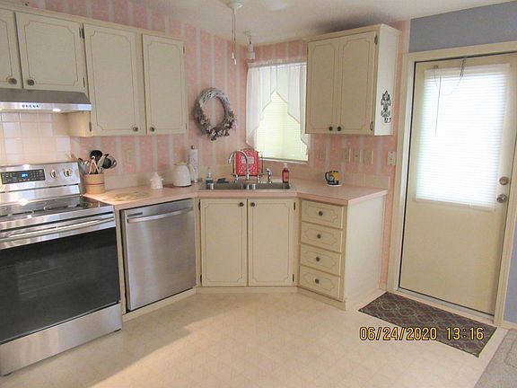 2nd image of 6062 Forest Lake Dr