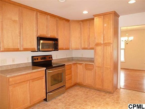 2nd image of 303 Antler Dr