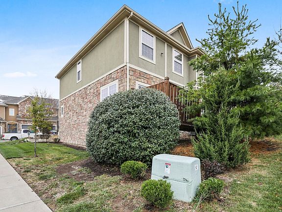 4th image of 7843 W 158th Ct