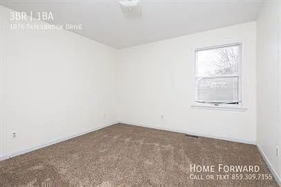1076 Tatesbrook Dr — Photo 6