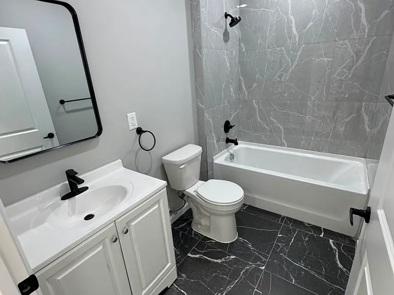 22 Seeley St #202 — Photo 8