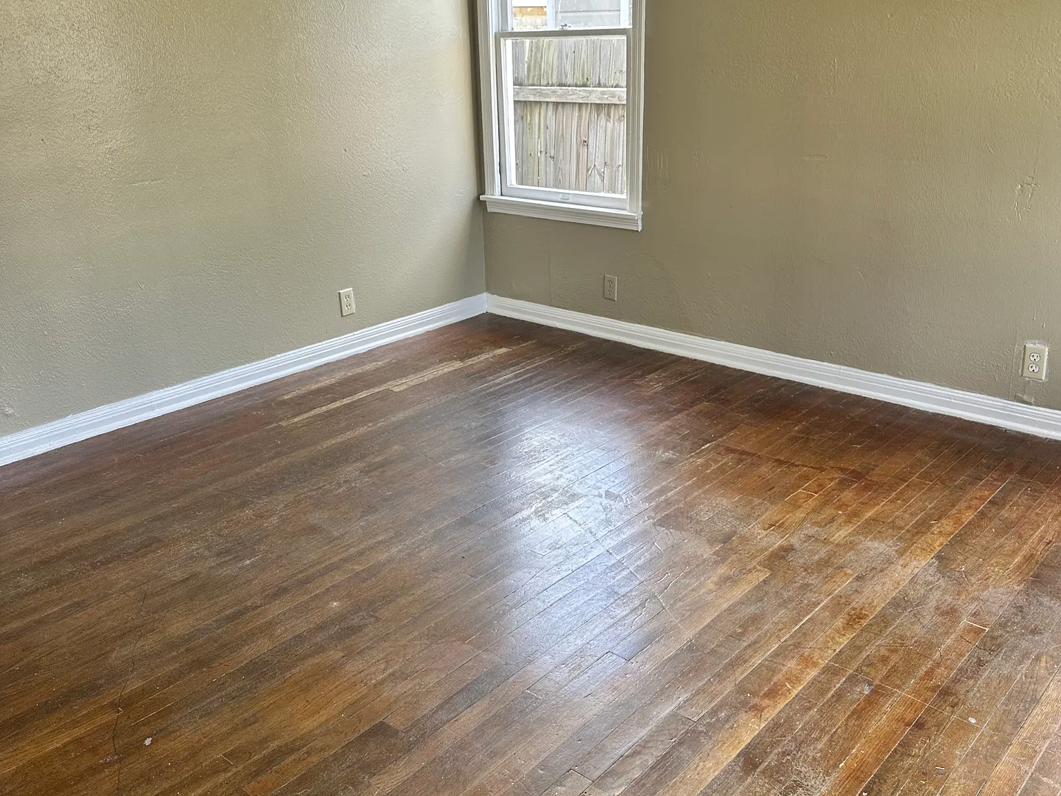 4734 Gabriel Dr — Photo 2