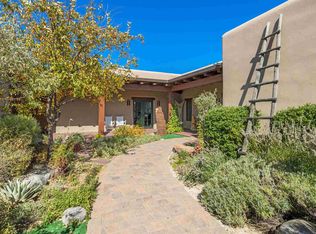 3 Agua Dulce, Santa Fe, NM 87506