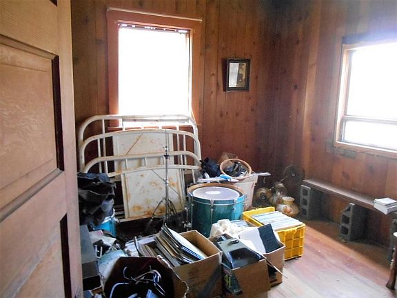 3rd image of 19222 Alder St