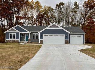 4639 Eagle Dr, Caledonia, MI 49316