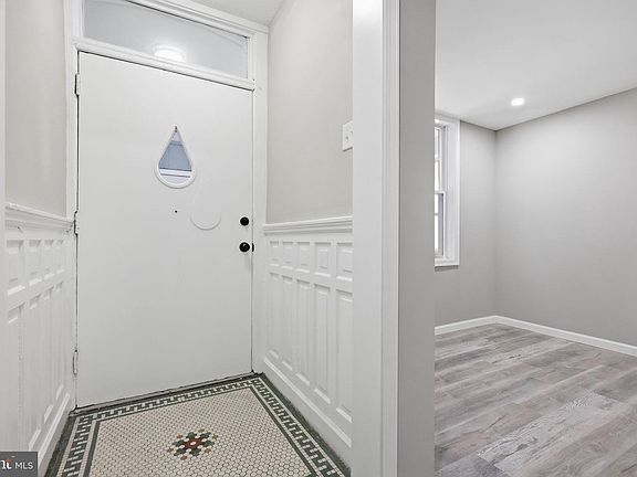 4th image of 2512 N 30th St