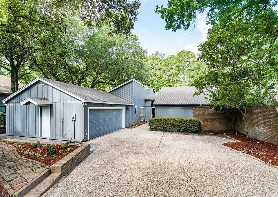 1st image of 3014 W Lake Crescent Dr