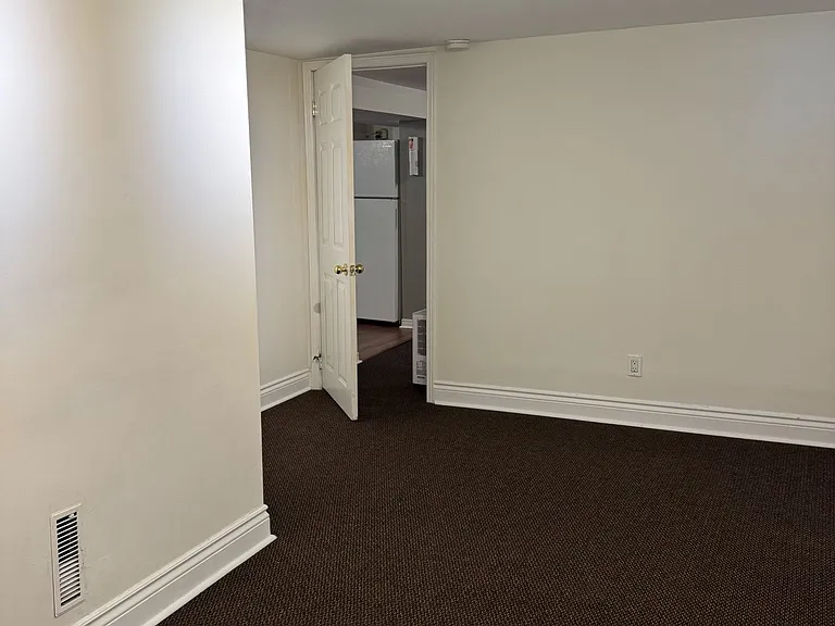 293 Oshawa Blvd N — Photo 10