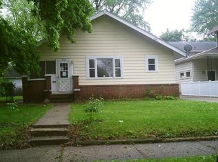810 W Boone St, Marshalltown, IA 50158