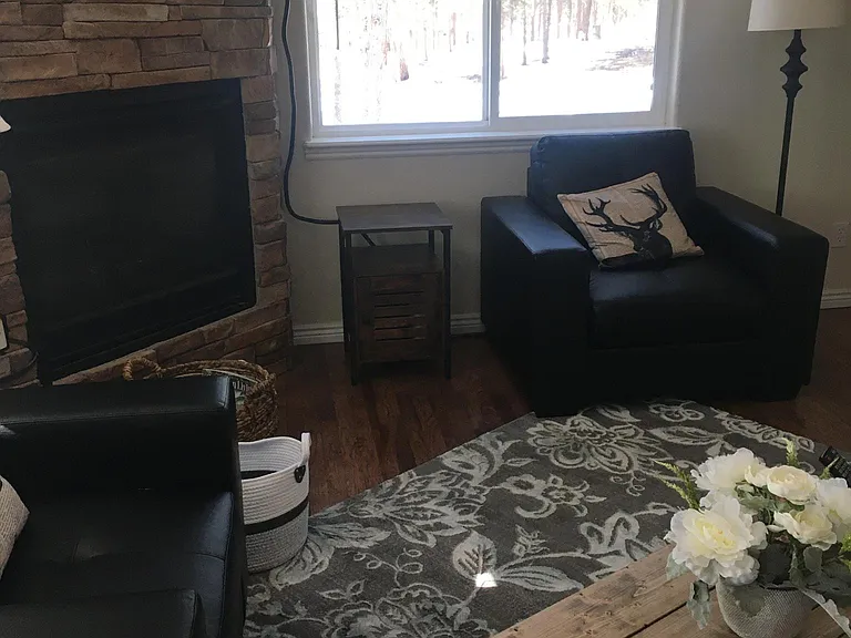 18055 Woodhaven Dr — Photo 6