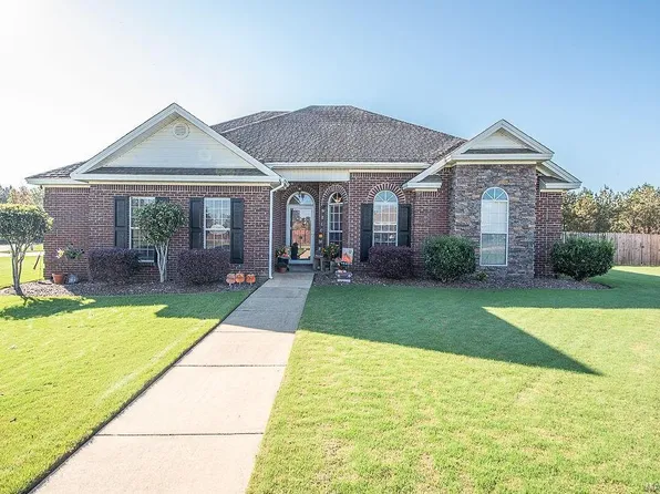 45 Autumn Trl, Wetumpka, AL 36092