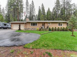 12547 Rattlesnake Rd, Grass Valley, CA 95945